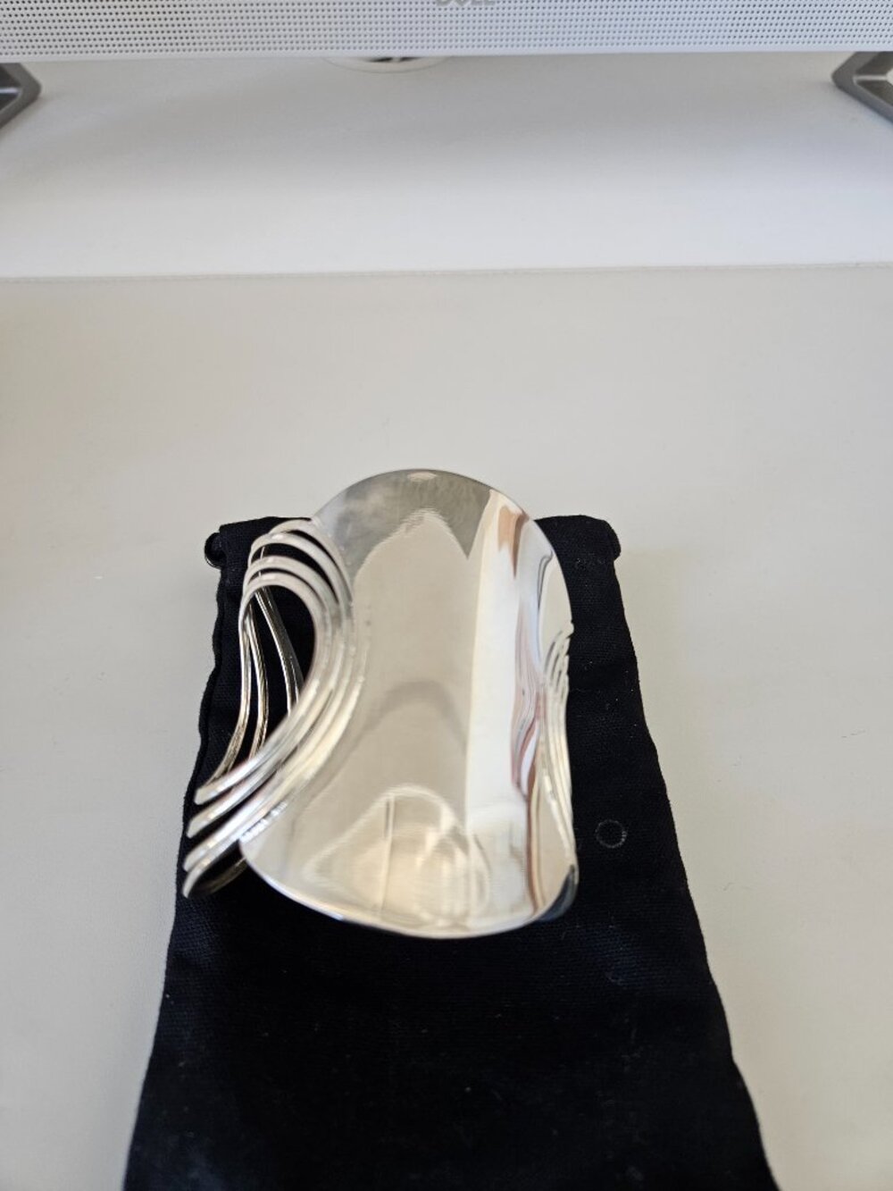 Eddie Borgo Silver Plated Large Cuff Bracelet STRIKING! - Picture 2 of 5
